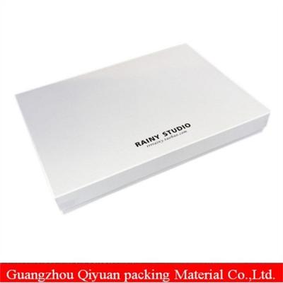 white cardboard paper shirt gift packing box with lid