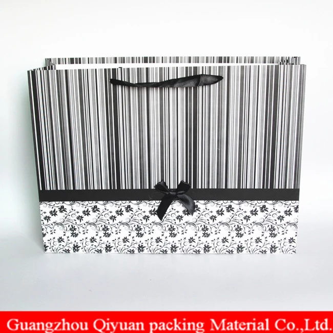 Flat Bottom Foldable Custom Design Luxury Paper elegant black and white striped small gift bags