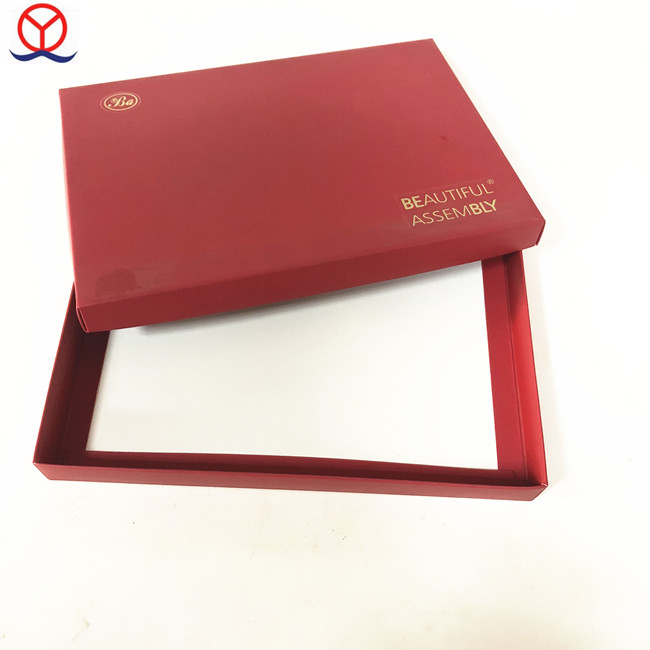 Top & bottom thin cardboard custom design hot stamping logo white inside wholesale red gift box/ red paper box